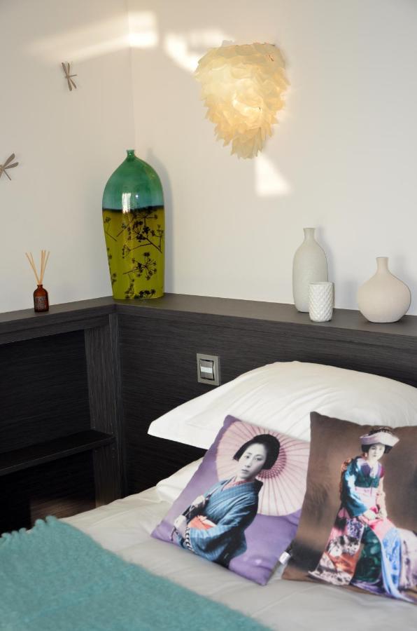 Le Clos Du Lac - Location De Chambres เวย์ริเยร์-ดู-ลัค ภายนอก รูปภาพ